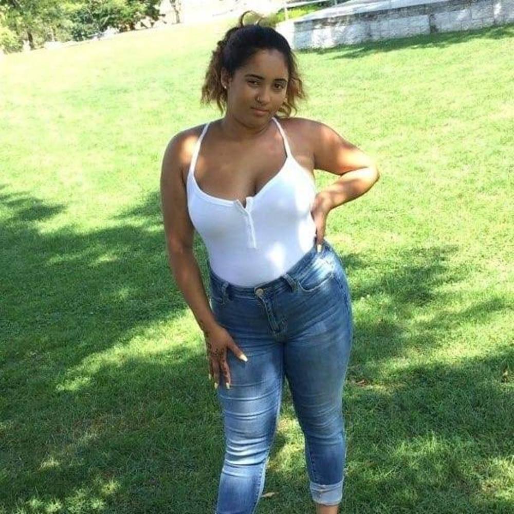 Meet your Posher, Arlette